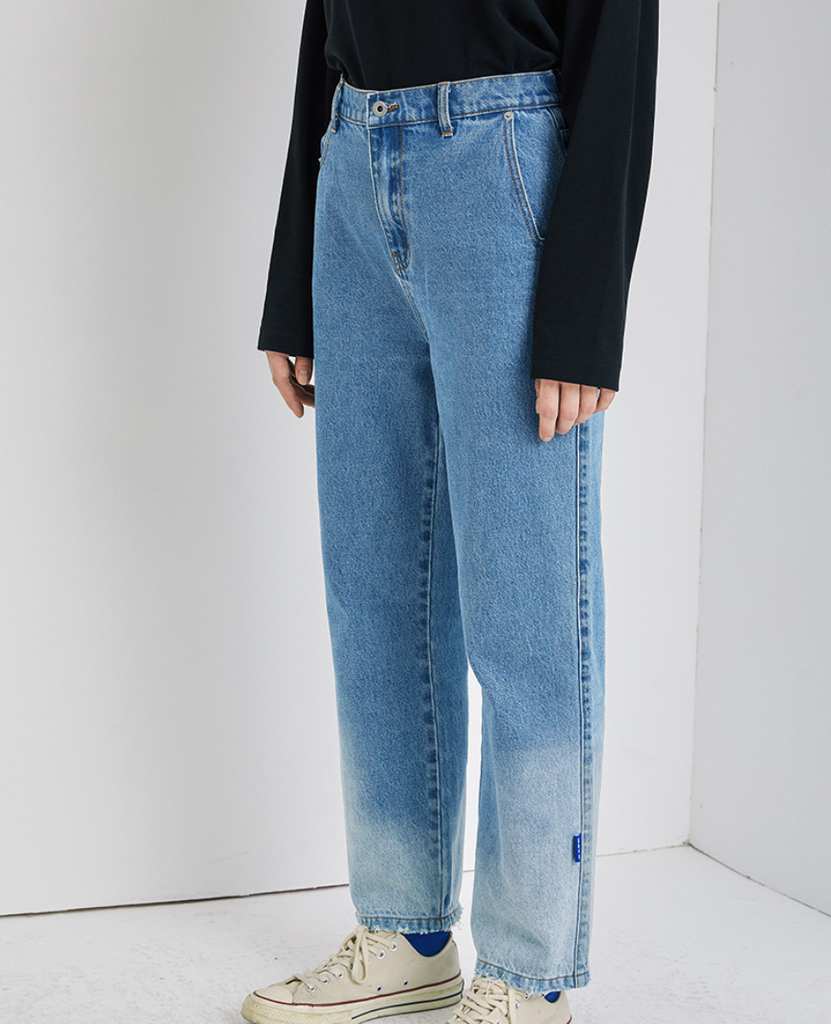 Gradient vintage-style natural washed straight-leg jeans